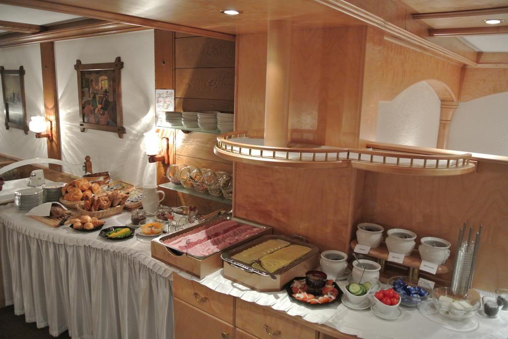 Hotel Garni Central - Zimmer - Studios - Apartments Kappl  Luaran gambar