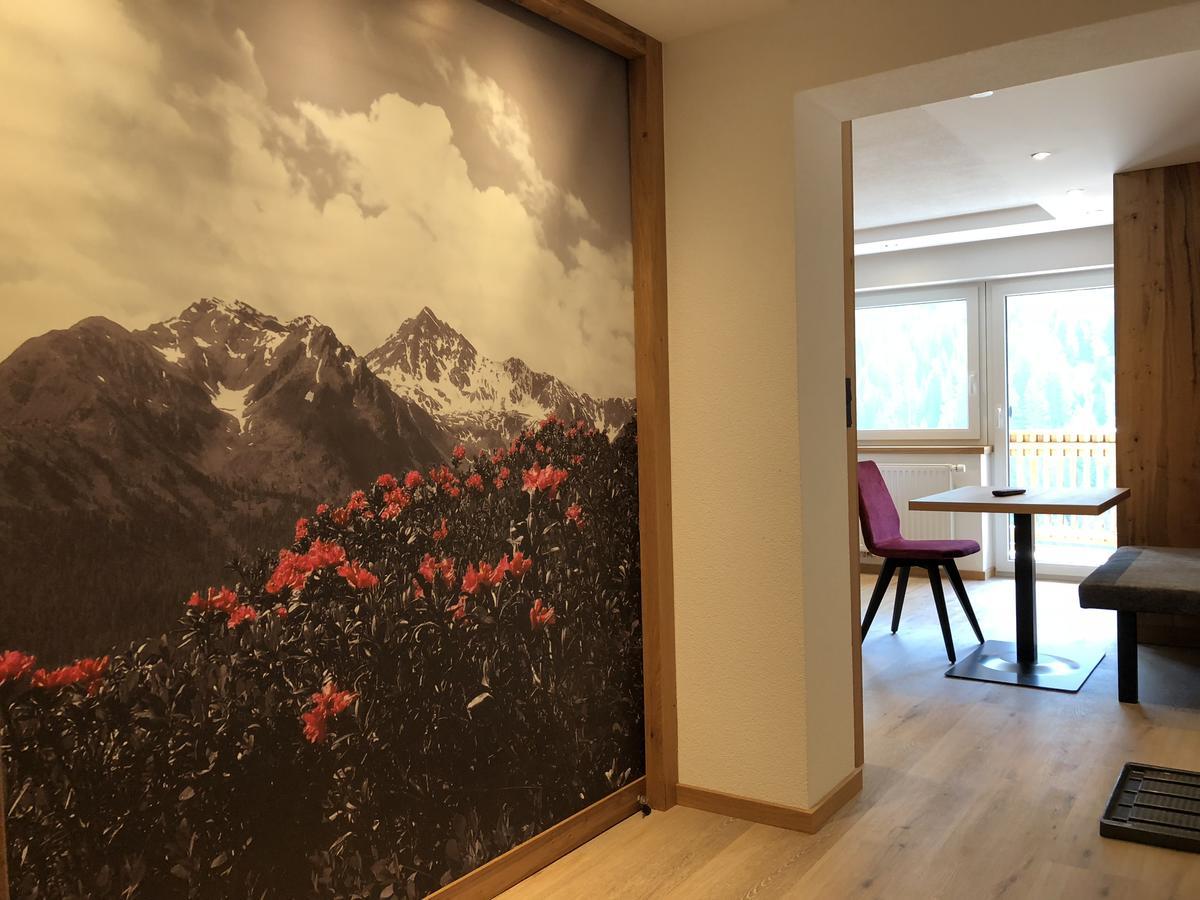 Hotel Garni Central - Zimmer - Studios - Apartments Kappl  Luaran gambar