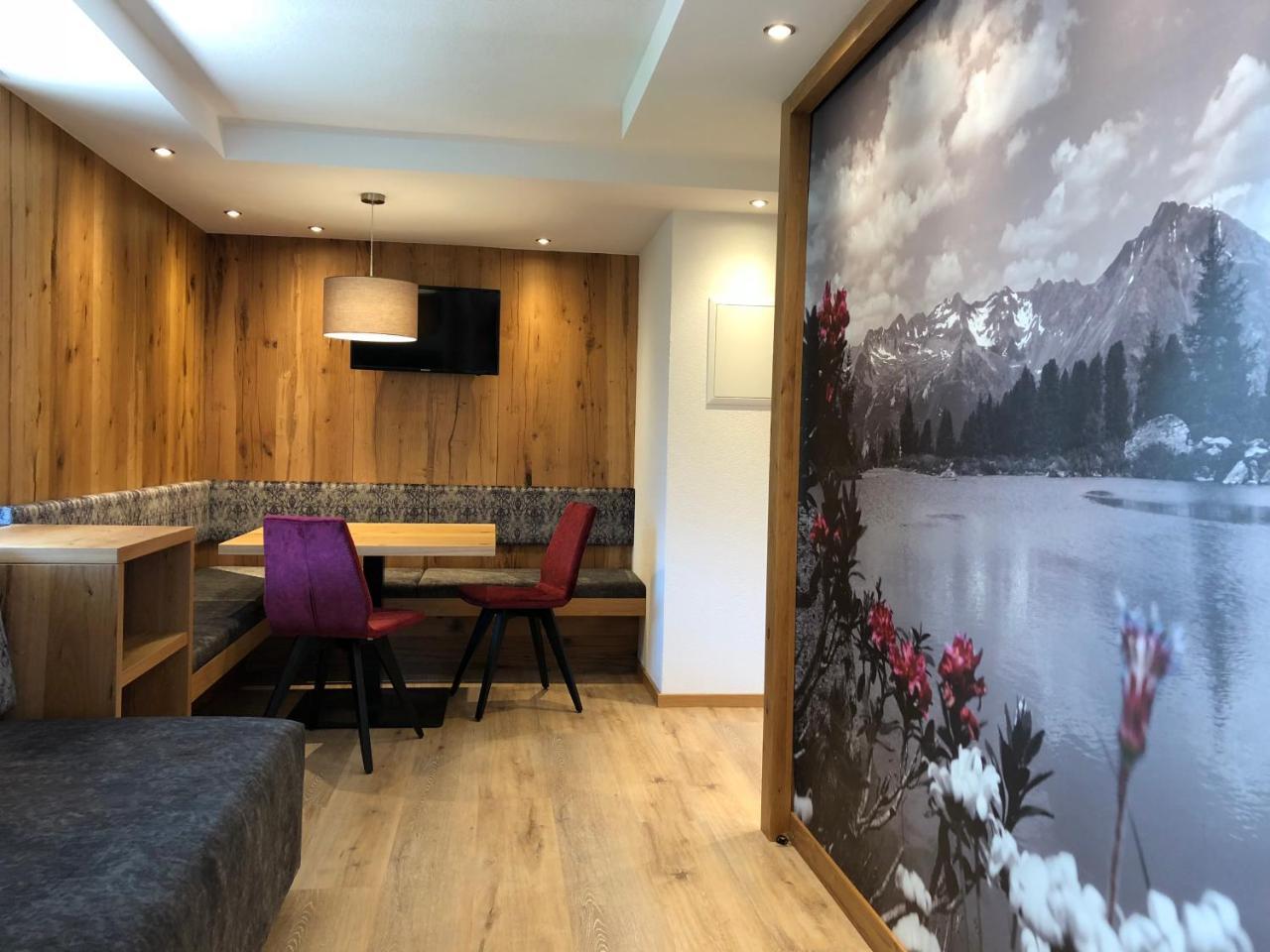 Hotel Garni Central - Zimmer - Studios - Apartments Kappl  Luaran gambar